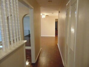 5300 Wonder Dr-Unit -5302 in Fort Worth, TX - Building Photo - Building Photo