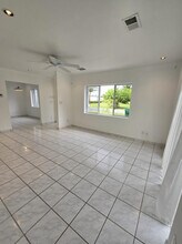31 SW 10th St in Dania Beach, FL - Building Photo - Building Photo