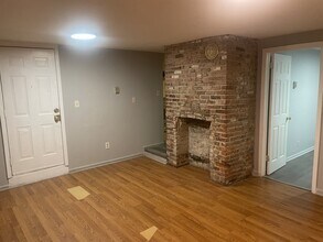 146 Clinton St in Albany, NY - Building Photo - Building Photo
