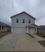 10018 Kersey Ml in San Antonio, TX - Building Photo