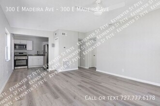 300 E Madeira Ave in Madeira Beach, FL - Building Photo - Building Photo