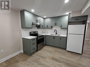 3756 Althorpe Cir in Mississauga, ON - Building Photo - Building Photo