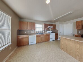 3743 Jewel Point Dr in Spring, TX - Building Photo - Building Photo