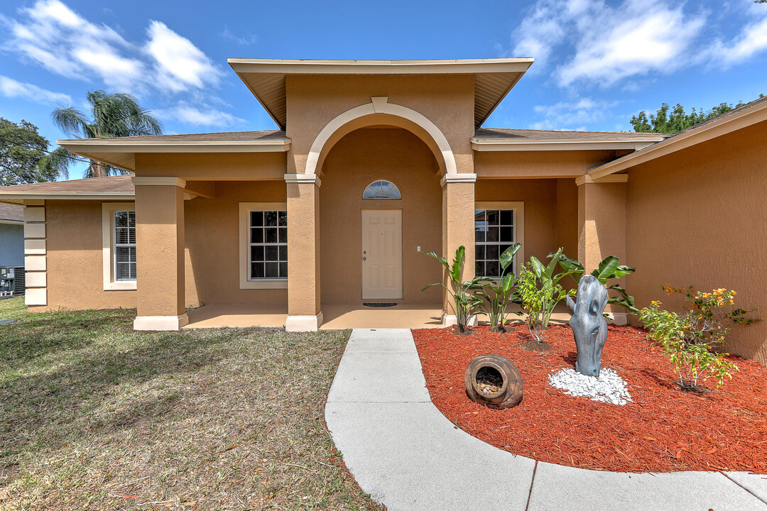 3514 SW Zullo St in Port St. Lucie, FL - Building Photo