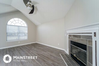 11101 Meadow Run Rd in Louisville, KY - Building Photo - Building Photo