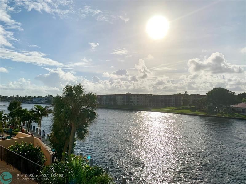 1150 Hillsboro Mile in Hillsboro Beach, FL - Building Photo