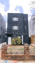 1260 Holbrook Ter NE in Washington, DC - Building Photo - Building Photo