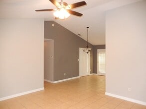 600 Ponderosa Cir in Midway, FL - Building Photo - Building Photo