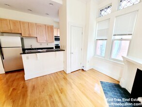 195 Commonwealth Ave in Boston, MA - Building Photo - Building Photo