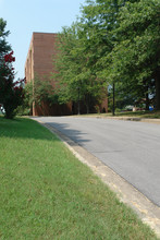 Kiwanis Towers in Kingsport, TN - Building Photo - Building Photo