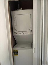 32 Scarborough Ln in Wappingers Falls, NY - Building Photo - Building Photo