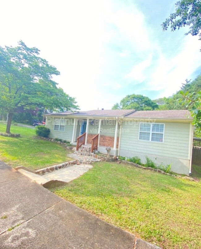 1680 Hill St NE in Conyers, GA - Building Photo - Building Photo