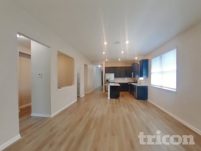 13307 Badlands Bnd in Saint Hedwig, TX - Building Photo - Building Photo