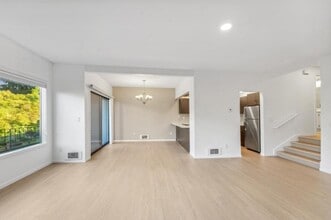 2618 4th Ave N in Seattle, WA - Building Photo - Building Photo