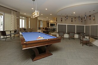 Uptown at St. John's in Jacksonville, FL - Foto de edificio - Interior Photo