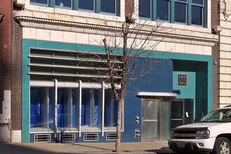 Paristyle Lofts in St. Louis, MO - Foto de edificio - Building Photo