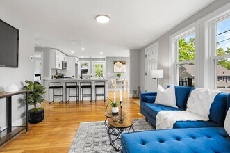 12 Morrison St in Medford, MA - Building Photo - Building Photo