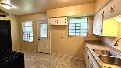 4303 Howcher St in Houston, TX - Building Photo - Building Photo
