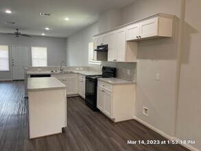 9014 Everglade Dr in Houston, TX - Building Photo - Building Photo