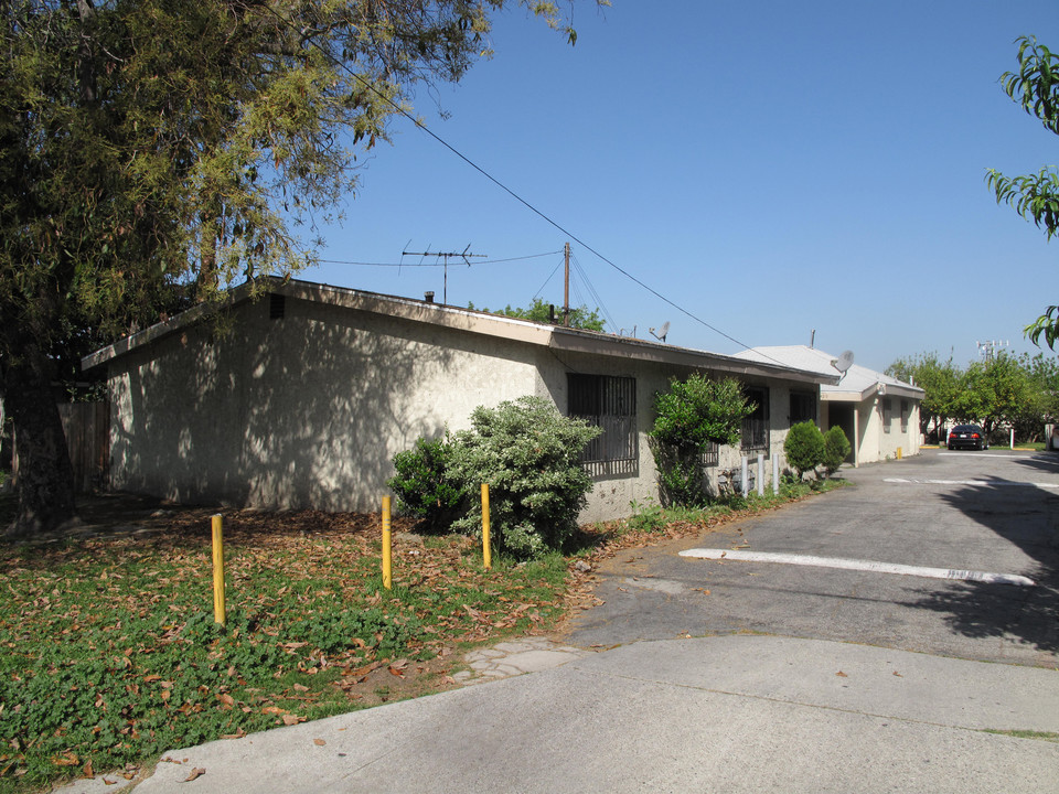 9431 Cortada St in El Monte, CA - Foto de edificio