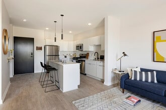 Beyond Woodbury in Woodbury, MN - Building Photo - Building Photo