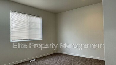 175 S Stardust Ct in Pueblo West, CO - Building Photo - Building Photo