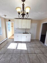 184-186 Allston Street, Unit Unit #2L in Providence, RI - Foto de edificio - Building Photo