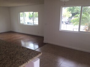 627 S Kern Ave in East Los Angeles, CA - Building Photo - Building Photo