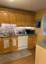 276 Albion St in Wakefield, MA - Building Photo - Building Photo