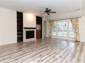 6930 Auckland Dr in Austin, TX - Building Photo - Building Photo