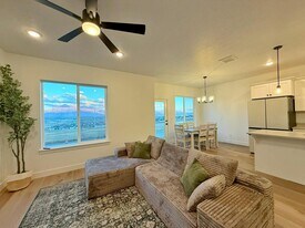 2886 Red Velvet Ln in Saratoga Springs, UT - Building Photo