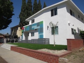 7218 Whittier Ave Apartments