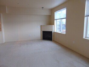 5440 Leary Ave NW in Seattle, WA - Building Photo - Building Photo