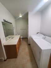 2507 Lincoln Ave in Dubuque, IA - Building Photo - Building Photo