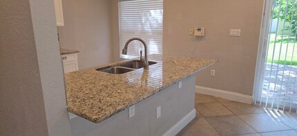 219 Lake Monterey Cir in Boynton Beach, FL - Building Photo - Building Photo