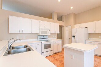 2602 Freeland Dr in Valrico, FL - Foto de edificio - Building Photo