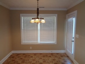 1725 Kinsale Ave in Murfreesboro, TN - Foto de edificio - Building Photo