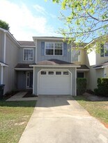 137 Commons Dr in Enterprise, AL - Building Photo