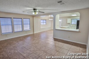 7811 Bypass in San Antonio, TX - Building Photo - Building Photo