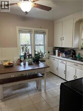 123 Krug St in Kitchener, ON - Building Photo - Building Photo