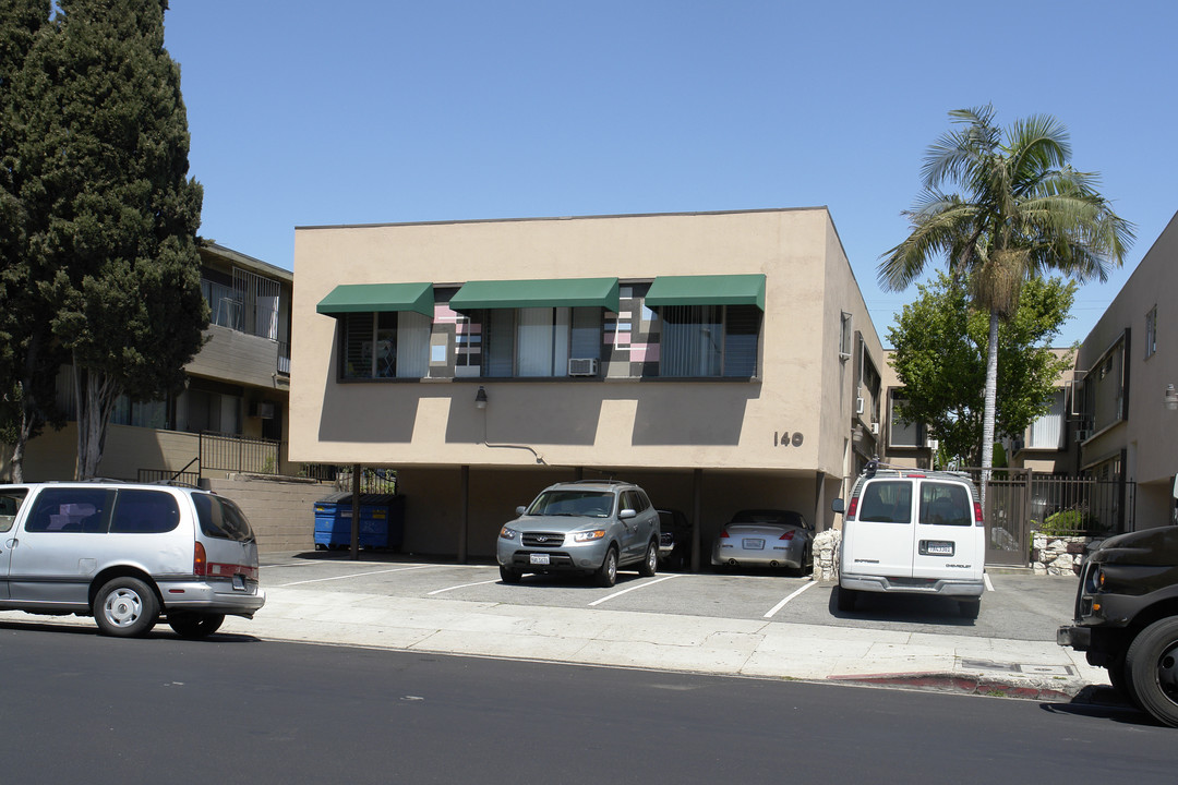 140 S Oxford Ave in Los Angeles, CA - Building Photo