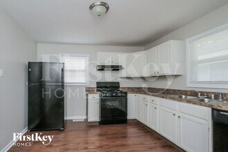 164 Blackhawk Dr in Park Forest, IL - Building Photo - Building Photo