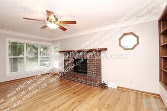 4131 E 10th St in Des Moines, IA - Building Photo - Building Photo