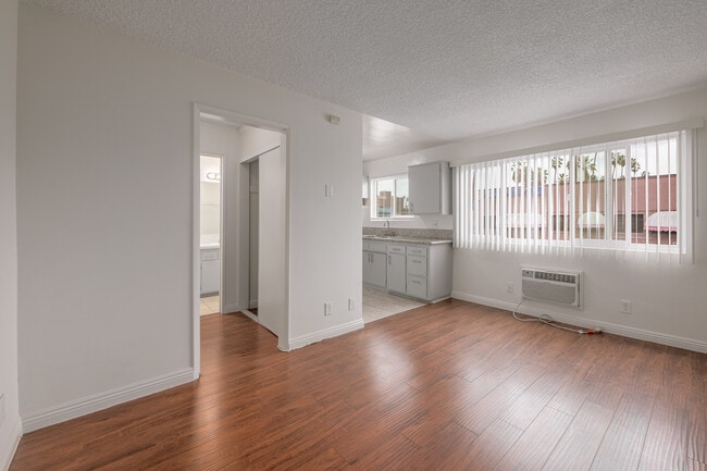 property at 981 Elden Ave