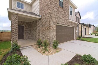 212 Turnbuckle Bnd in Leander, TX - Building Photo - Building Photo