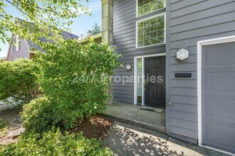 14268 SW Windsong Ct in Tigard, OR - Building Photo - Building Photo