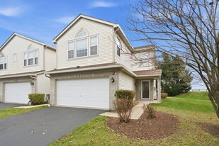 1836 Candlelight Cir in Montgomery, IL - Building Photo