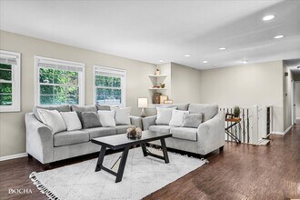 425 W Gartner Rd in Naperville, IL - Building Photo - Building Photo