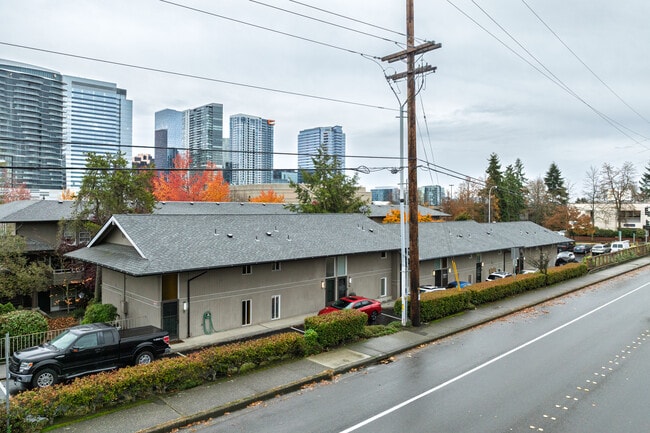 Bellevue Park in Bellevue, WA - Building Photo - Building Photo