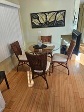4851 W Gandy Blvd in Tampa, FL - Building Photo - Building Photo